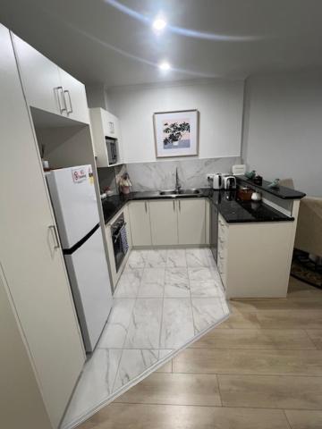 Adelaide Cbd Apartment - 3Br, 2Bath & Carpark Екстериор снимка